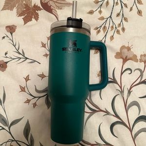 40 oz Stanley Tumbler Green